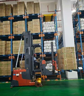 kaufen China Pallet Shuttle Racking Hersteller High-Density Warehouse Storage Solutions entworfen, um Kapazität zu maximieren, Durchsatz zu verbessern und Betriebskosten zu senken Online-Herstellung