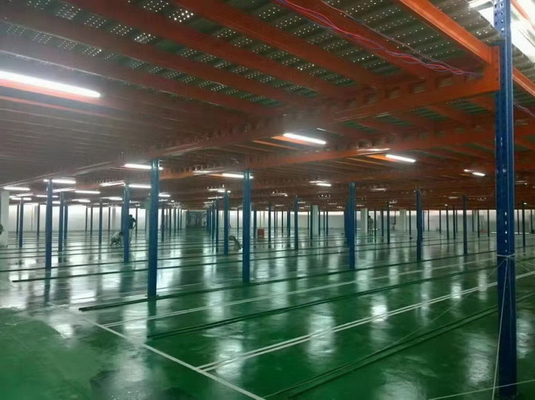 Schwere / Mittelschwere Mehrgeschossige Stahlbühnen für Industrie-Zwischengeschosse in Blau und Orange